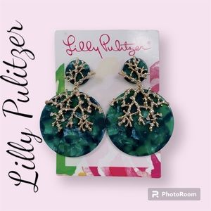 NWT Lilly Pulitzer Coral Cove Earrings